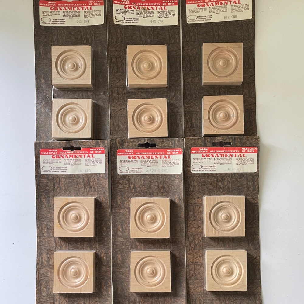70s Vintage Ornamental Moulding 2.5” Wood Rosette Medallion Corner Blocks Lot 12